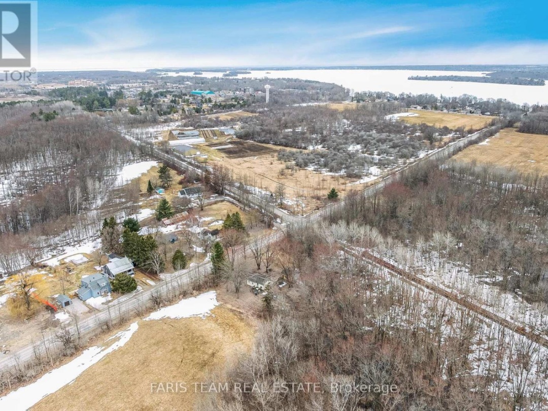 4076 Airport Road, Ramara