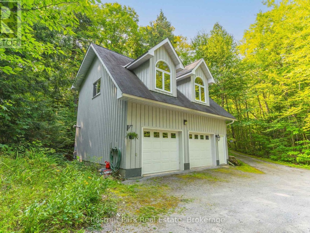 1669 NEWTON STREET, Redstone Lake