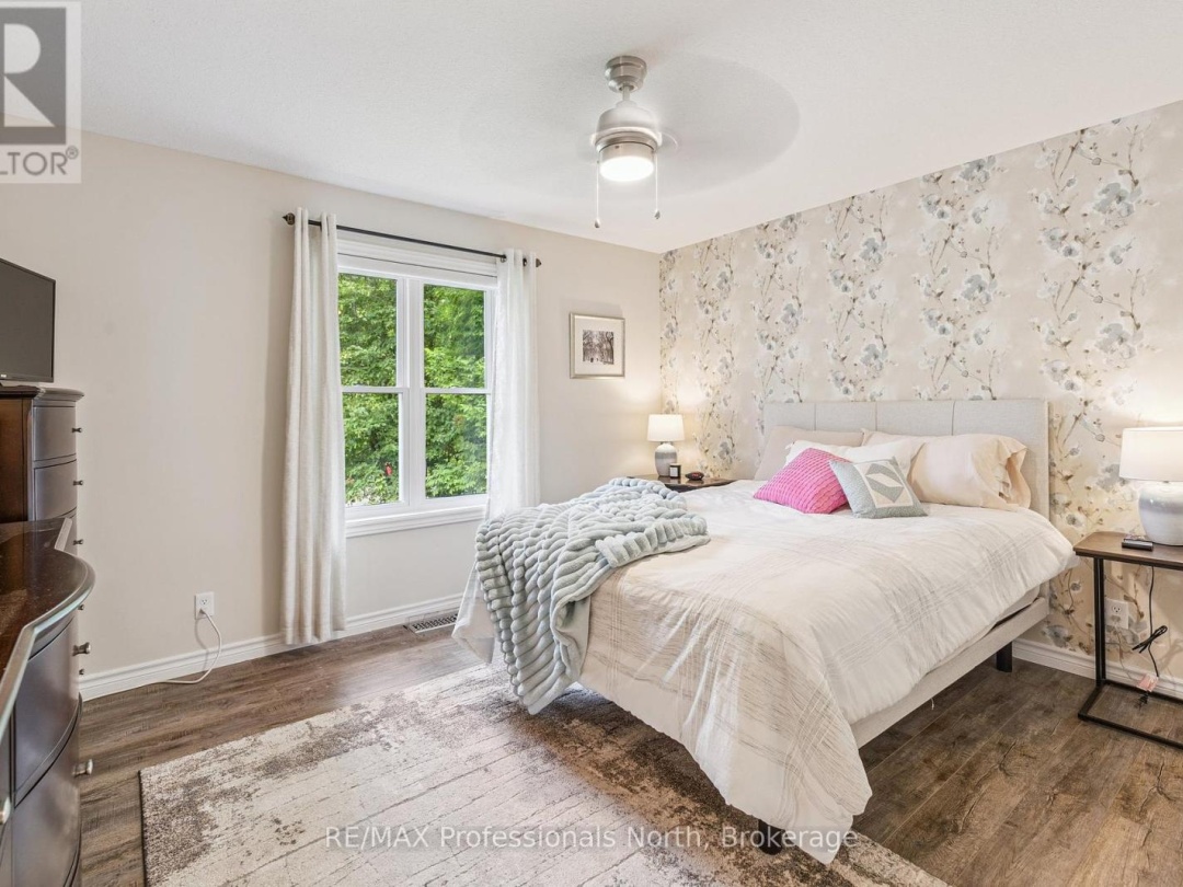 57 YONGE STREET S, 