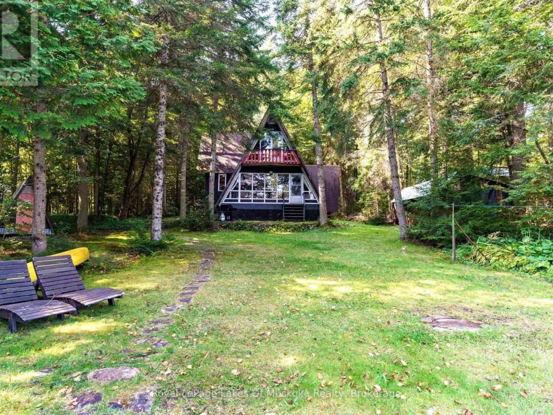 1363 West Oxbow Lake Road, Oxbow Lake