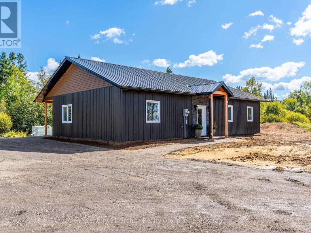 4324 Deep Bay Road, Gull Lake
