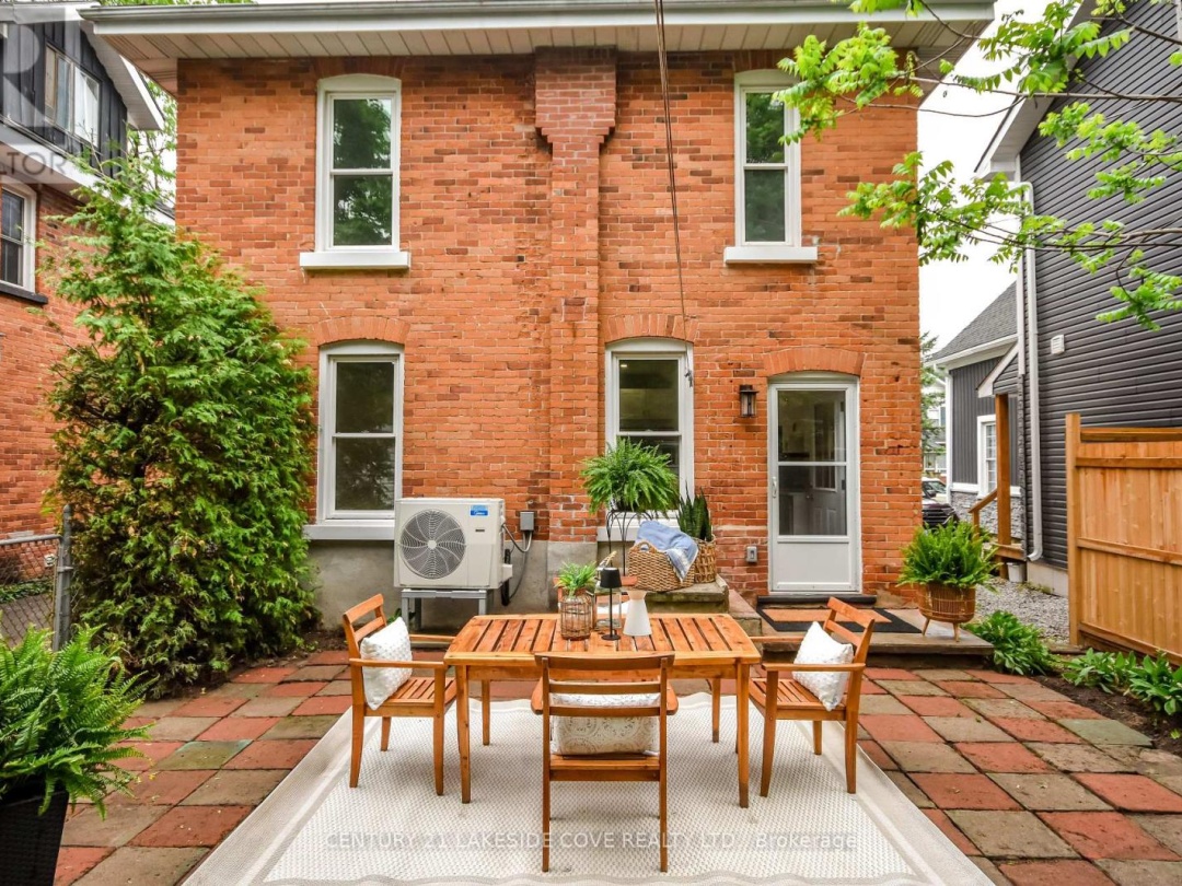 74 Penetang Street, Orillia