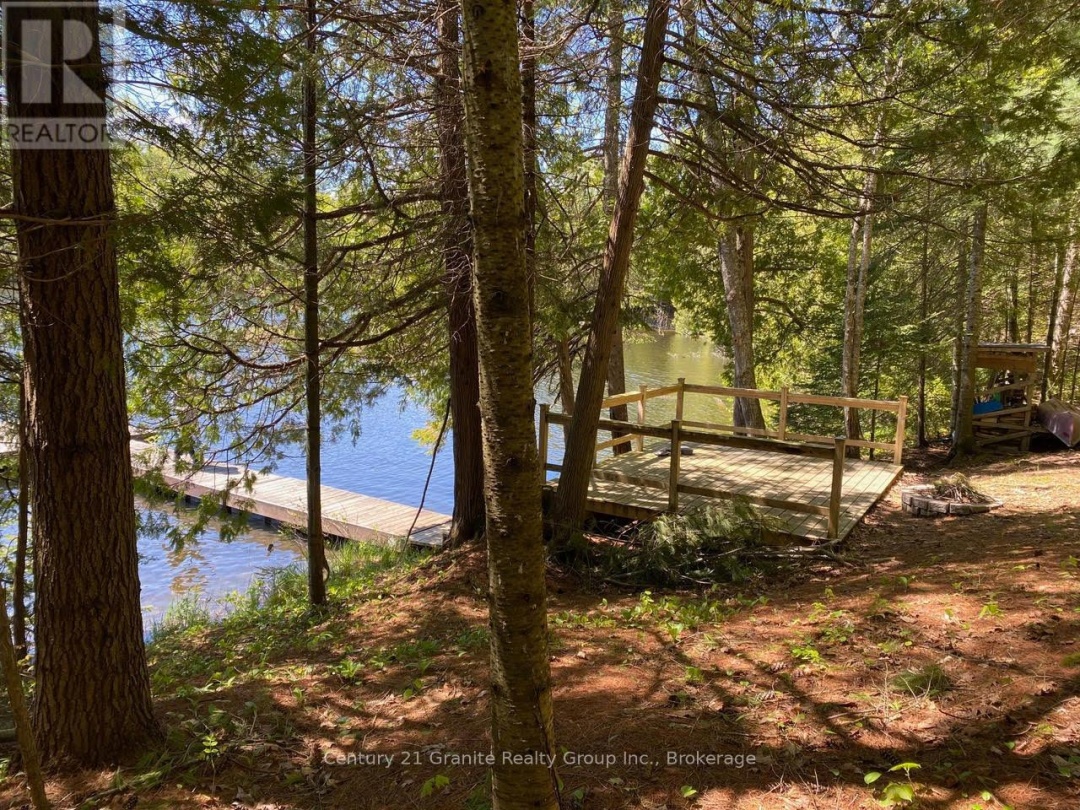 1037 ROTUNDA DRIVE, Contau Lake