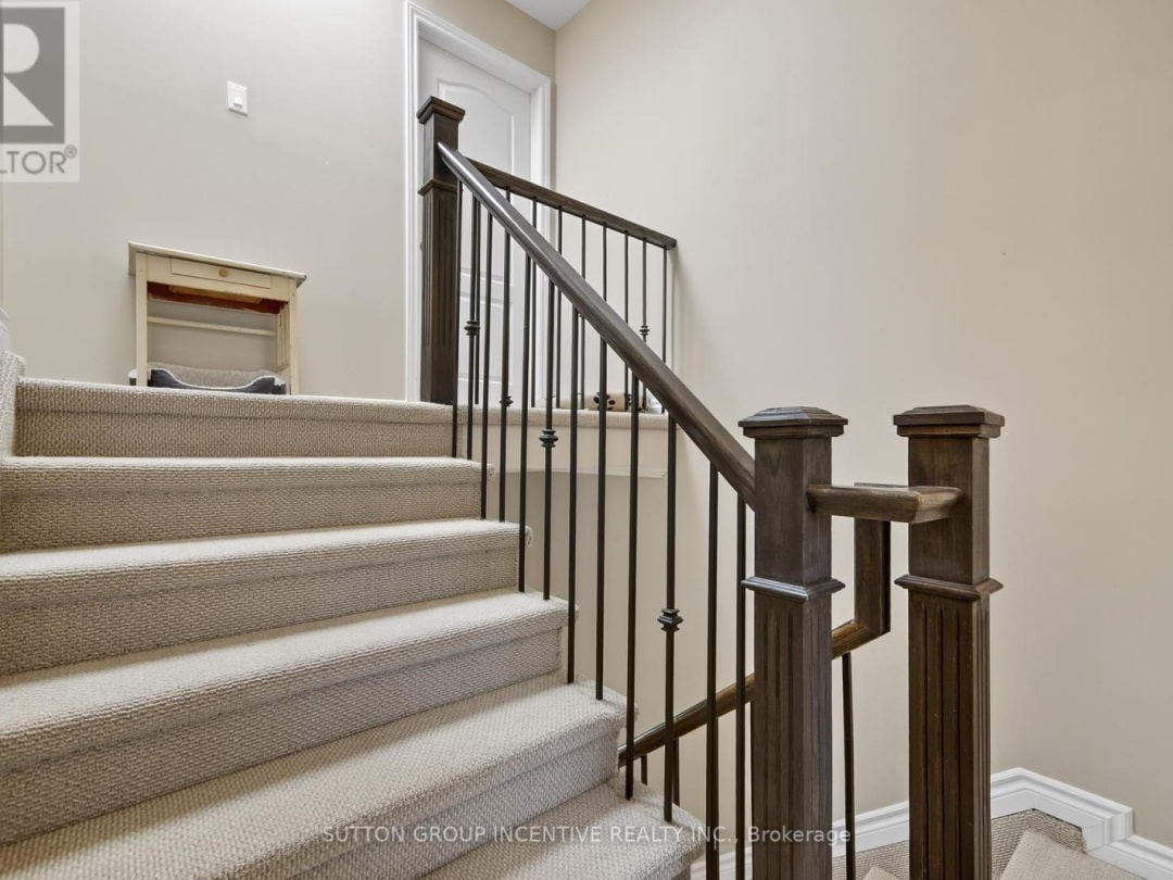 36 - 12 LANKIN BOULEVARD, 