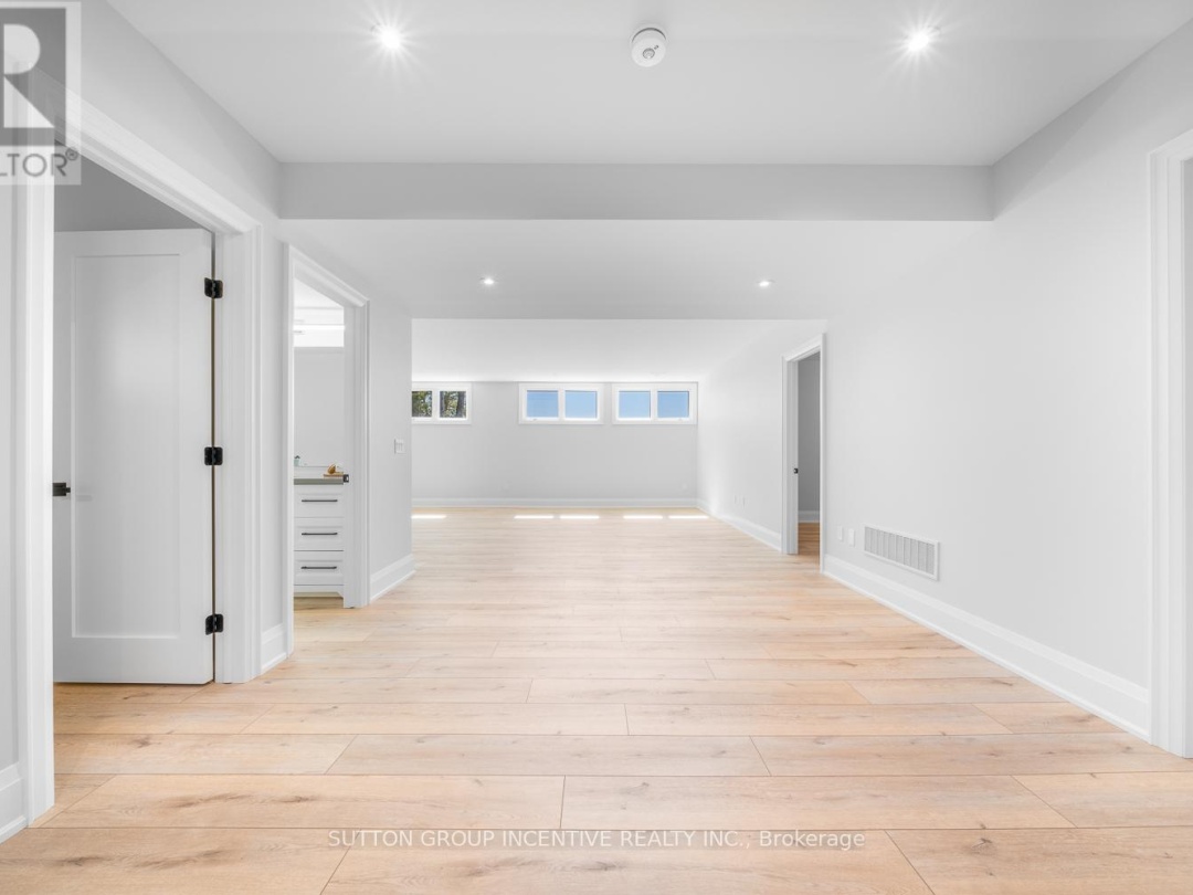 3331 Lake St George Boulevard, St George Lake