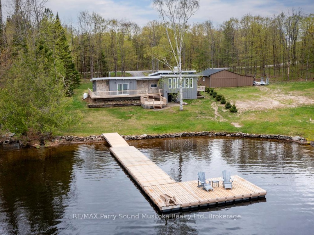 179 Manitou Drive, Manitouwabing Lake
