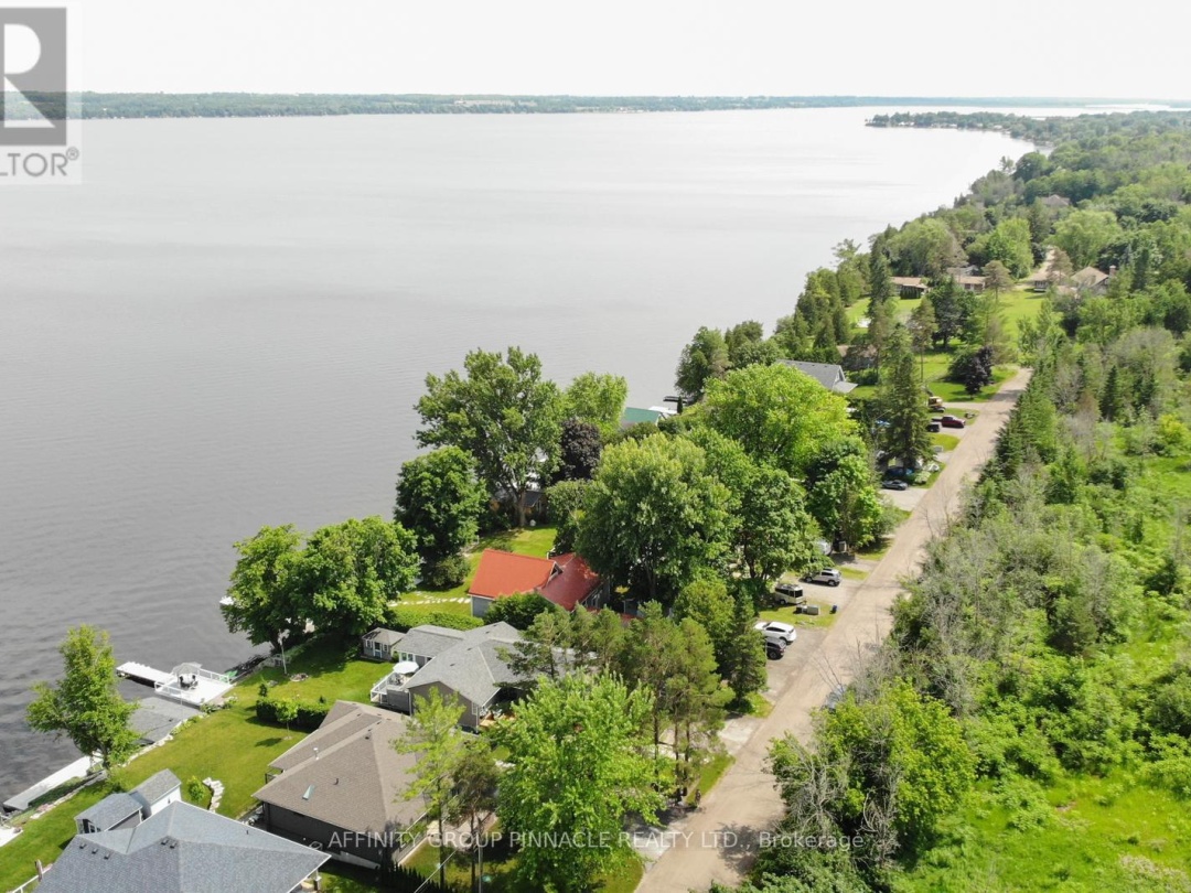 64 Glenvale Drive, Sturgeon Lake