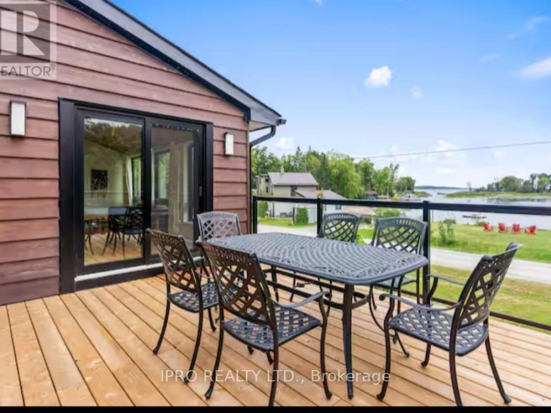 39 Long Point Road, Georgian Bay