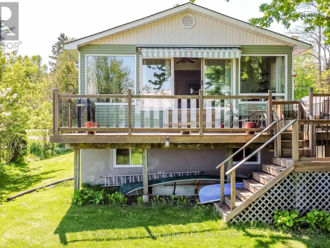 95 Maskinonge Road, Georgian Bay
