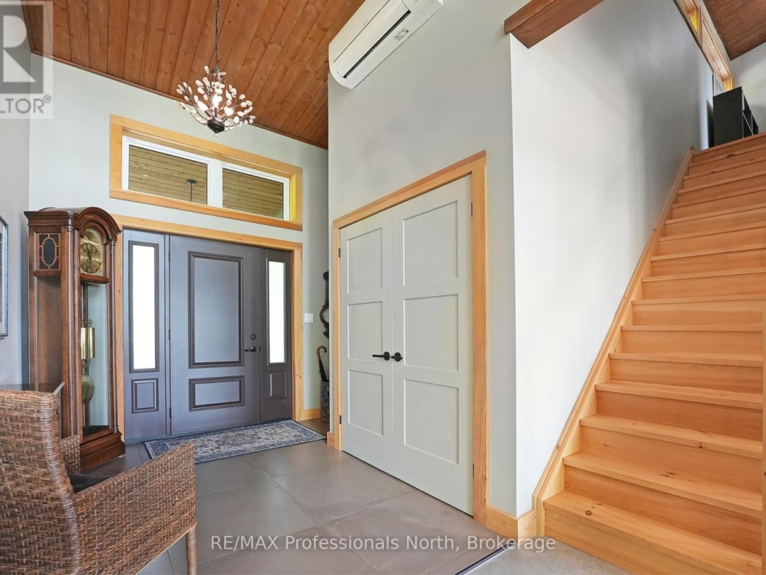 1049 TWIN ROCKS LANE, 
