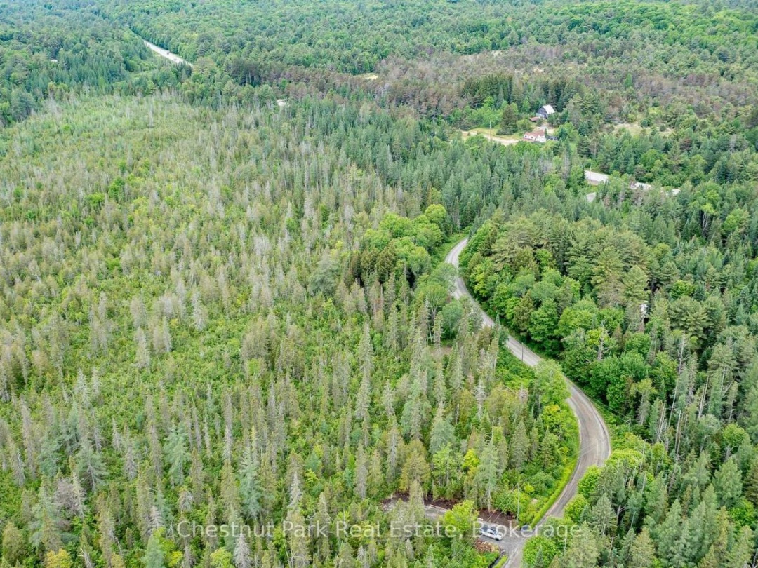 1022 THOMPSON ROAD, 