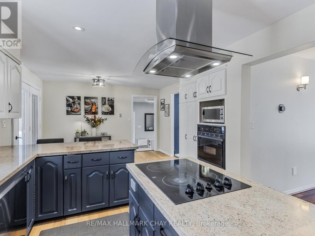 5810 Lowanda Lane, Ramara
