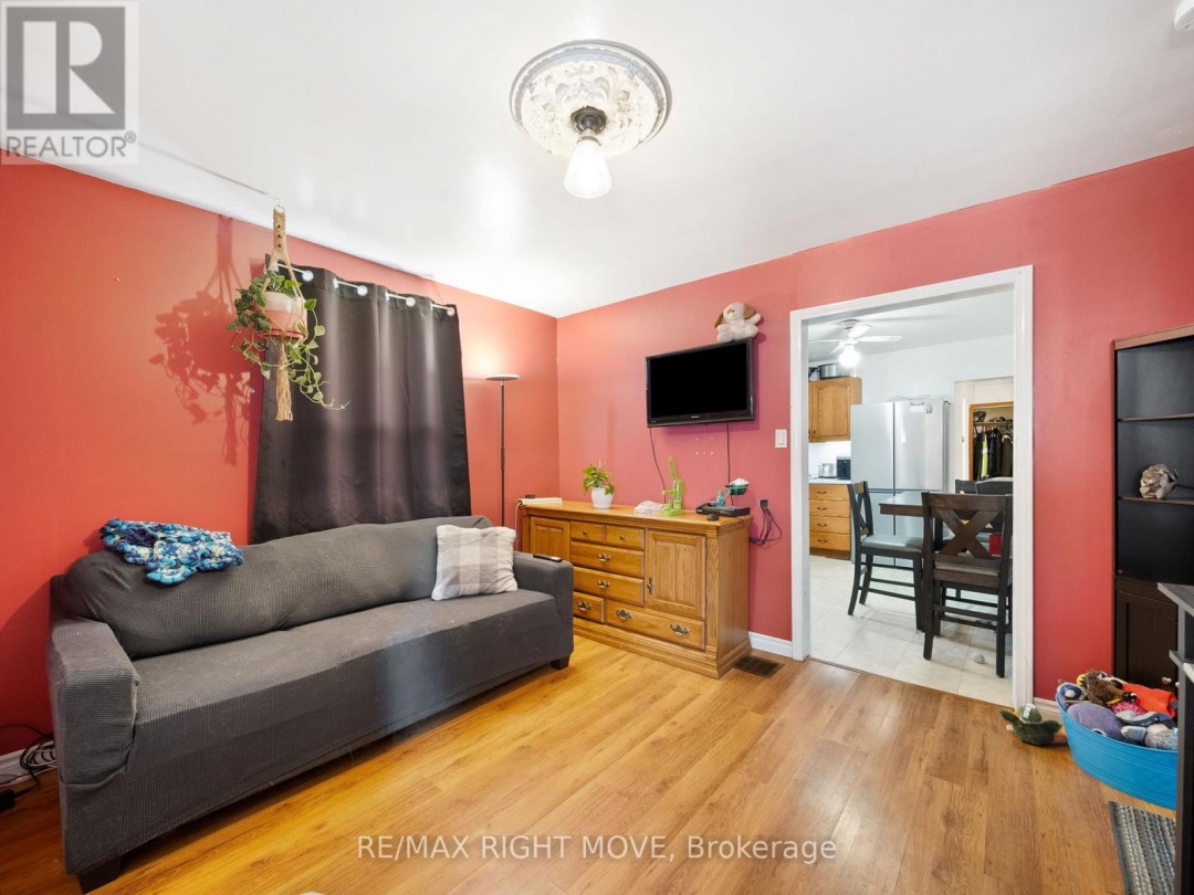 122 ELGIN STREET, 