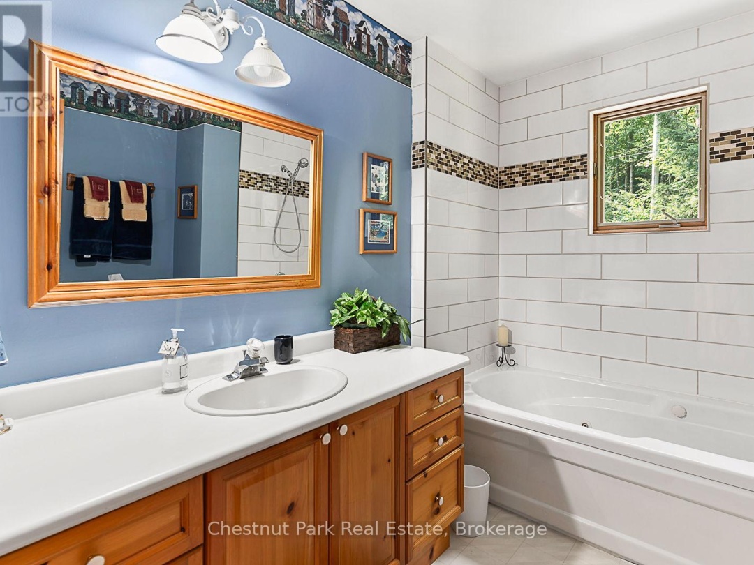 1003 ARNOTT LANE, 