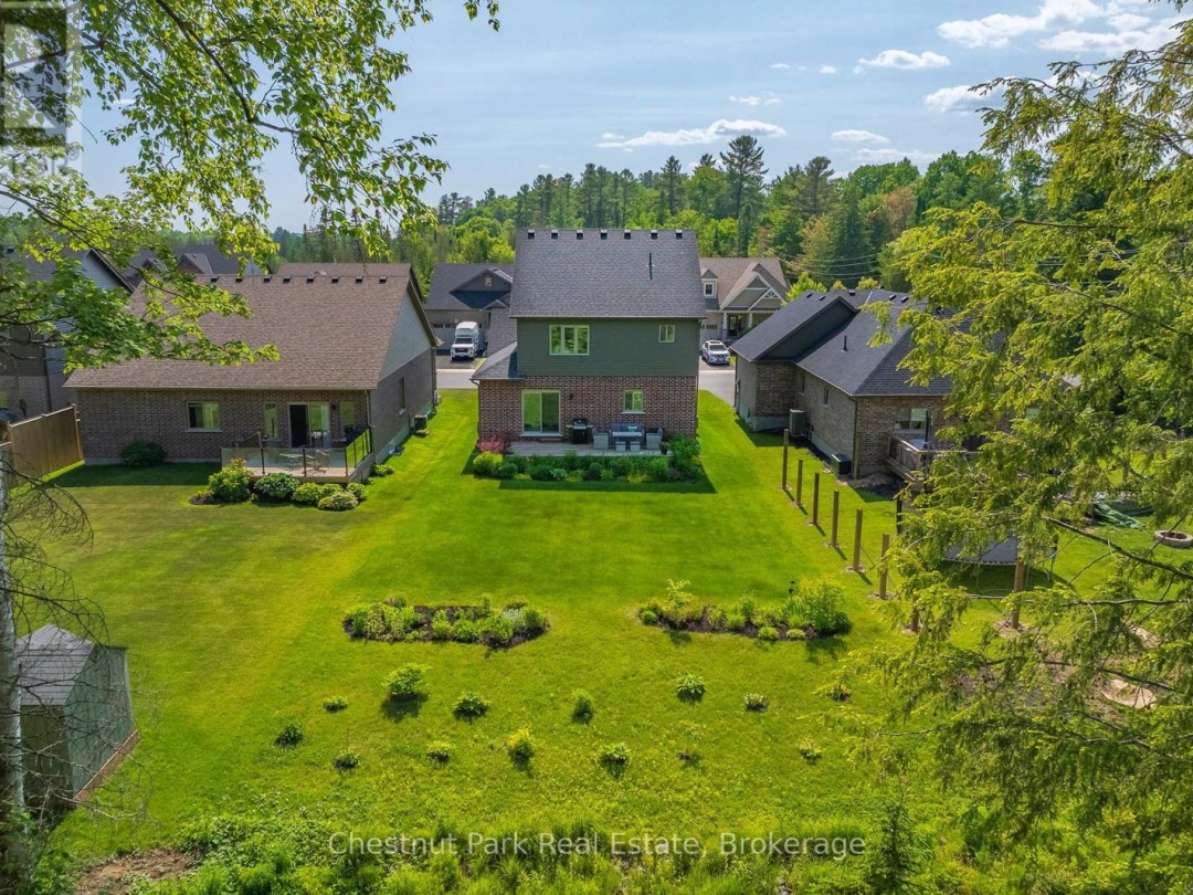 76 SELKIRK DRIVE, 
