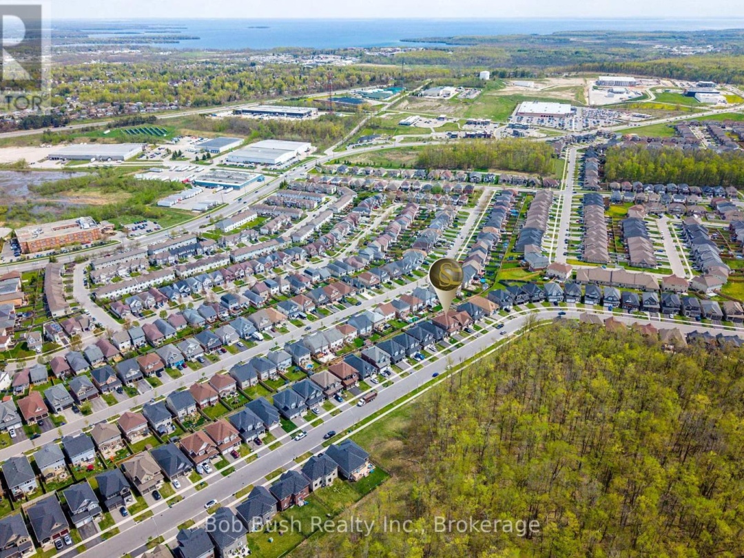 3067 Monarch Drive, Orillia