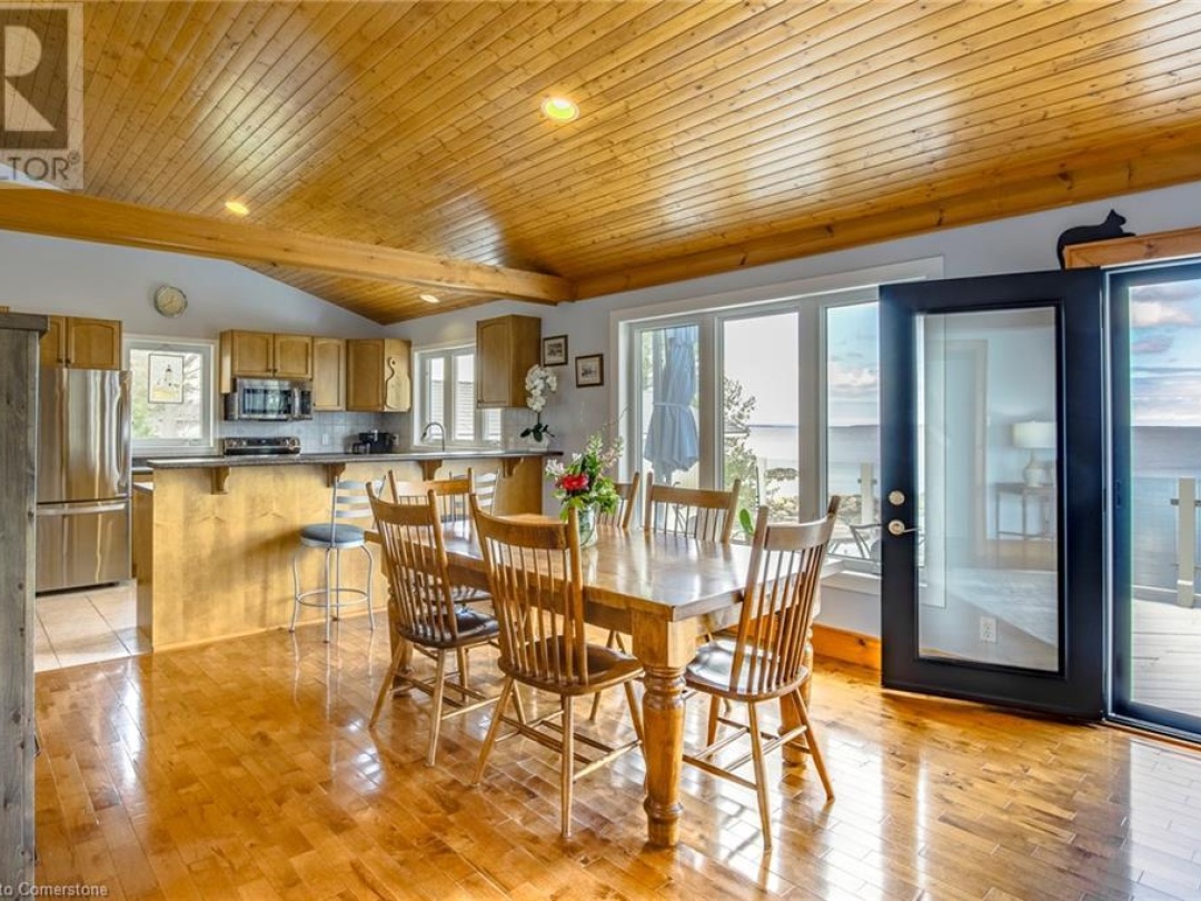 14 Lighthouse Crescent S, Georgian Bay