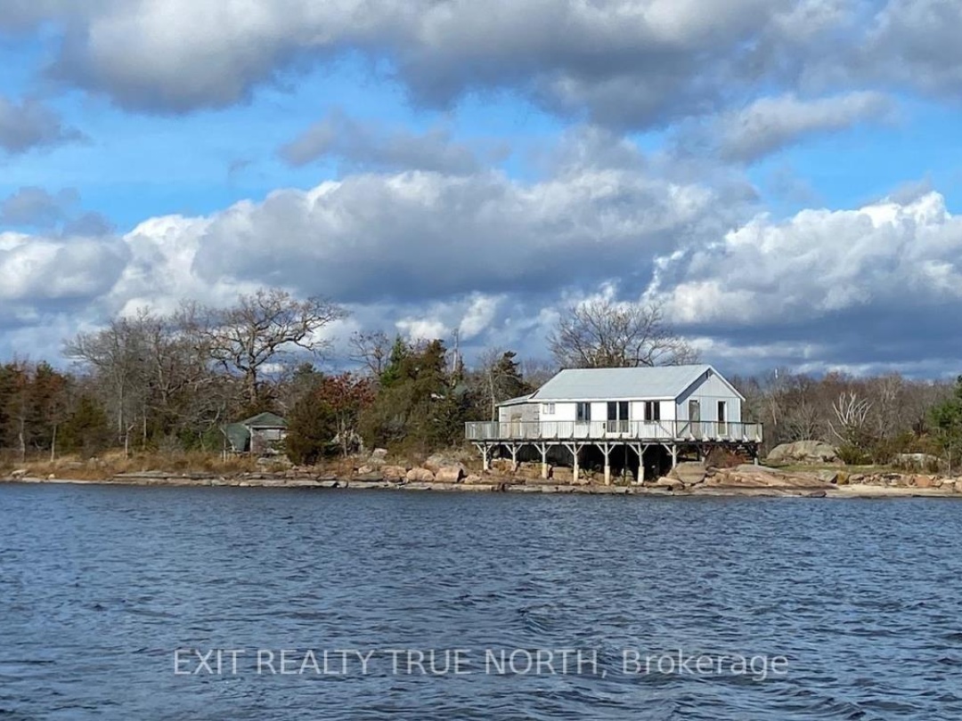 2 IS 320 GEORGIAN, Georgian Bay