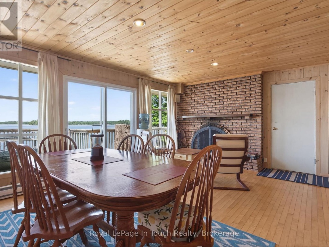 2 IS 270 SIX MILE LAKE ISLAND,