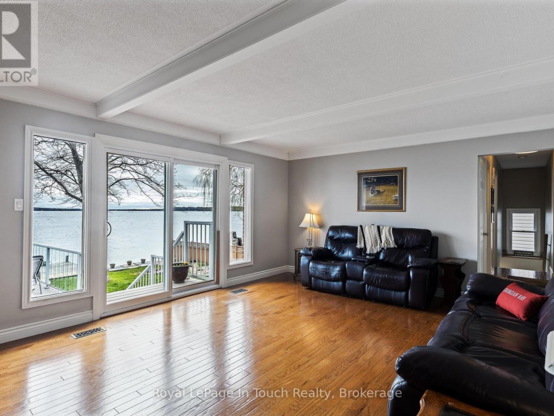 278 Robins Point Road, Georgian Bay