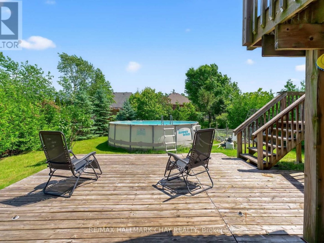 3159 BASS LAKE SIDE ROAD E, 