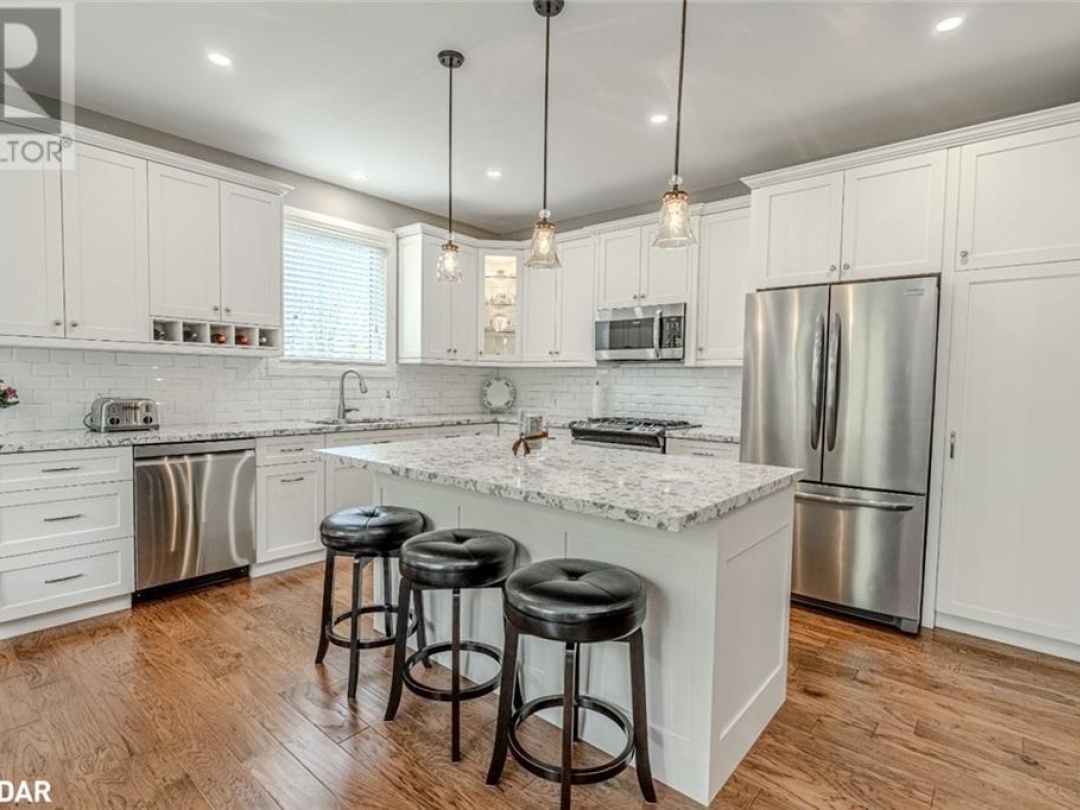 6 Southview Drive, Bayshore Village