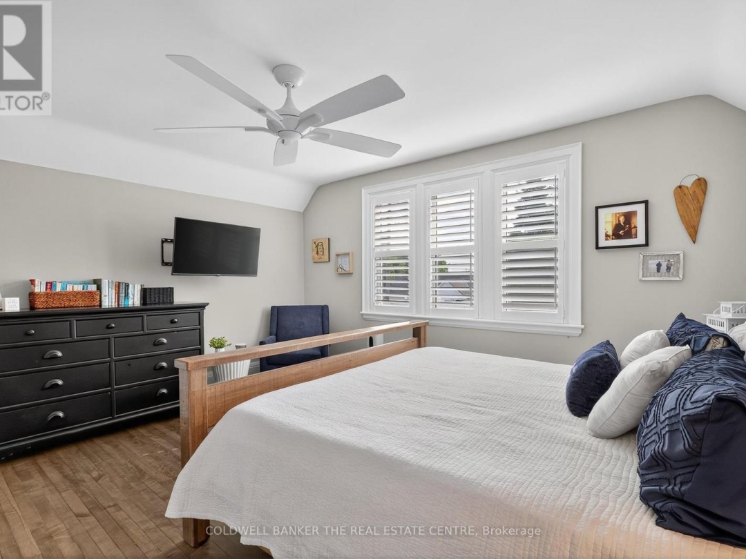 190 ROYAL ST ROYAL STREET N, 