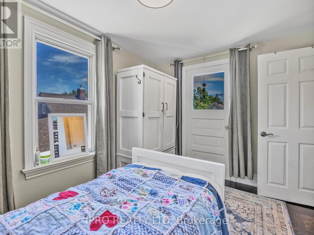 280 Mary Street, Orillia