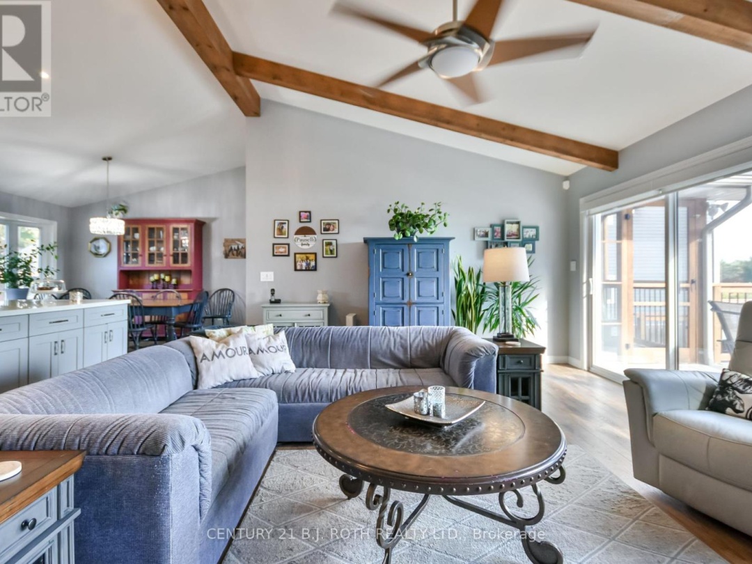 3371 LAKE ST. GEORGE BOULEVARD, 