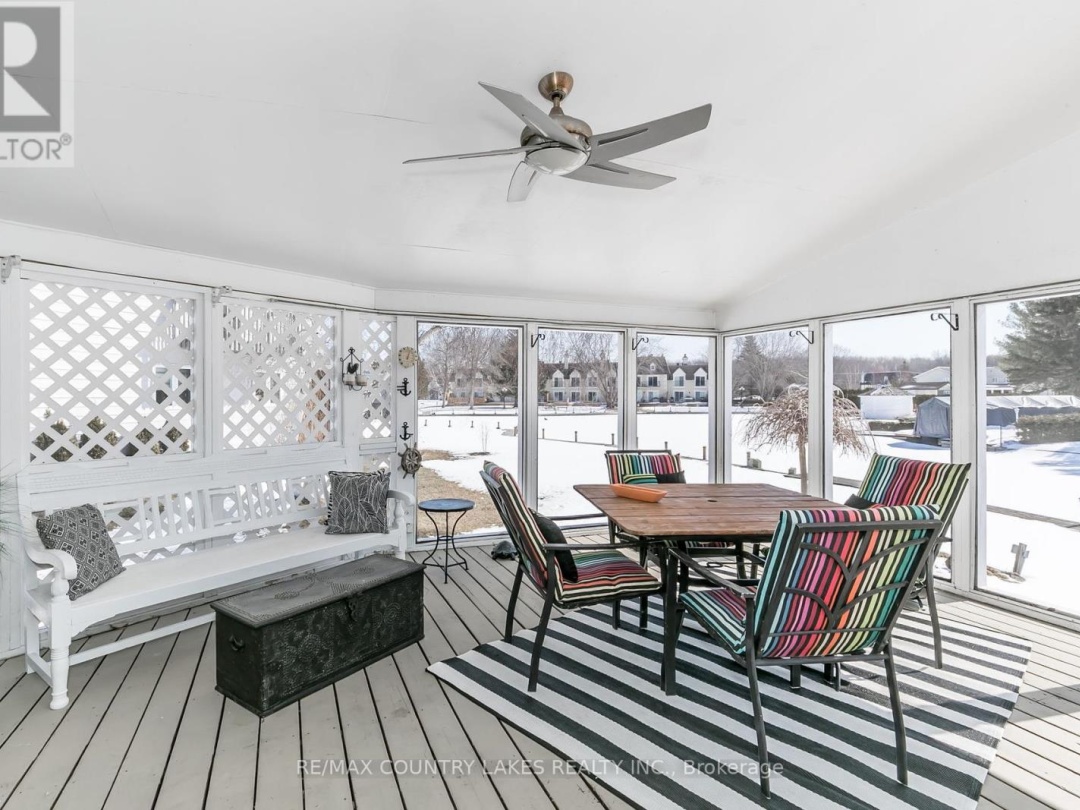 98 TURTLE PATH, Lake Simcoe