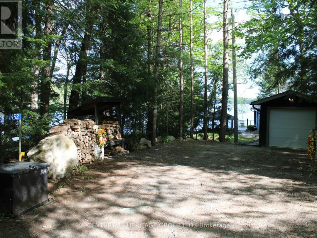 1452 Milne Road, Wood Lake