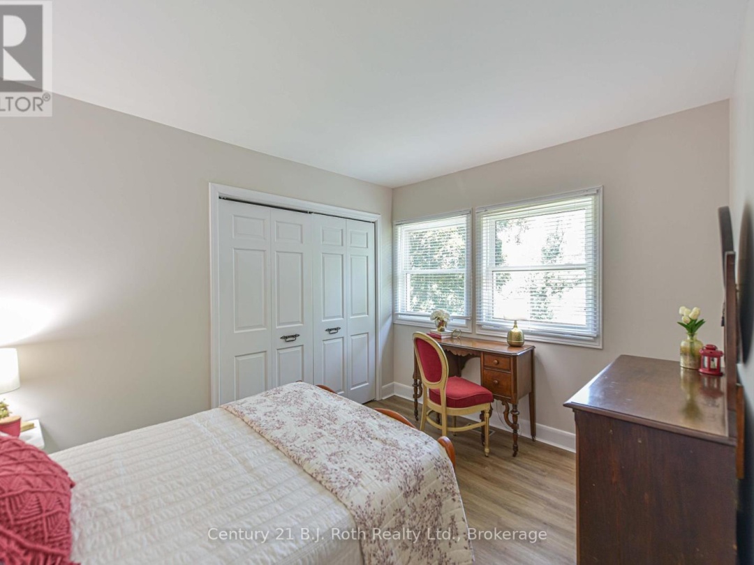 330 BAY STREET, 