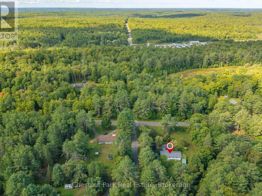 1047 NAISMITH ROAD E, 
