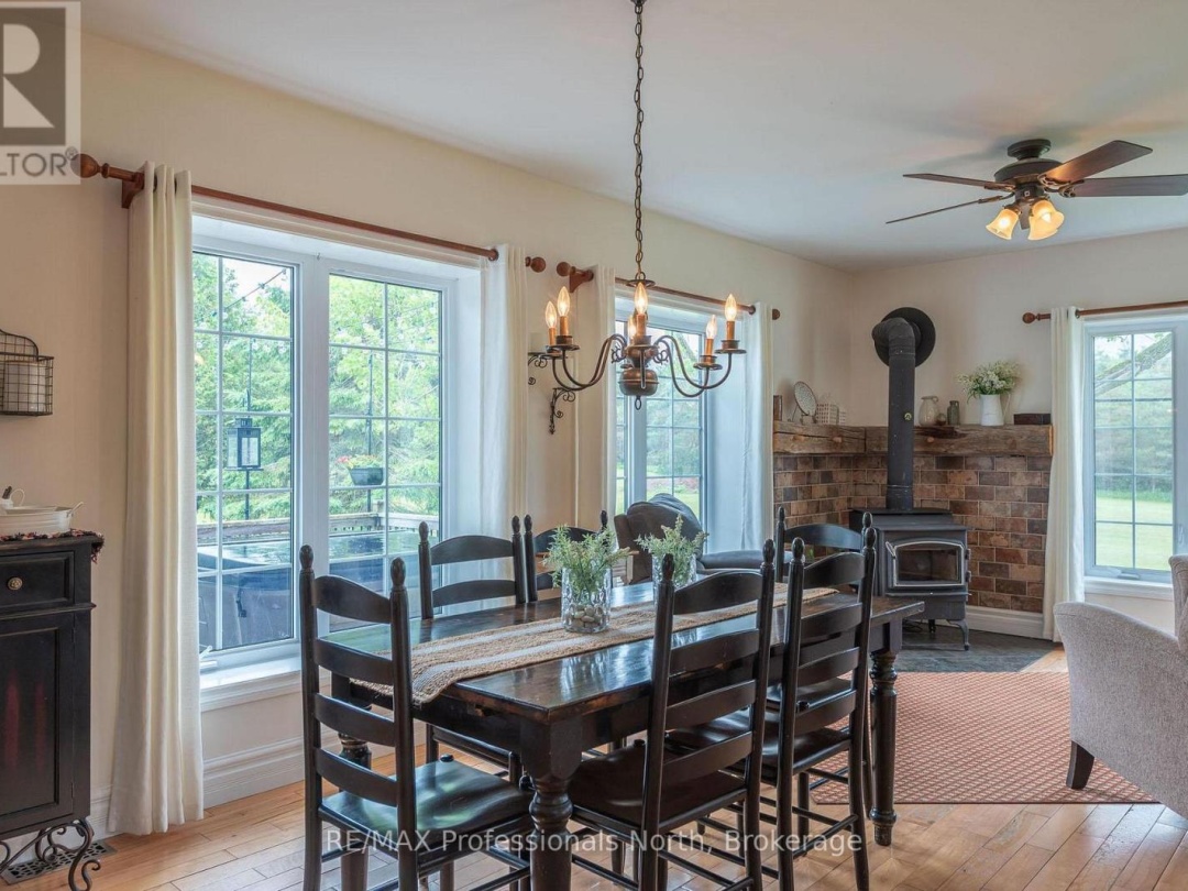 3580 COUNTY ROAD 121, 