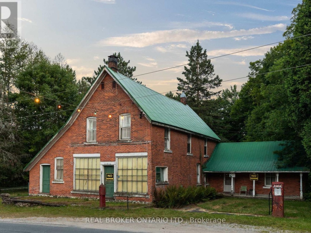 1401 Coopers Falls Road, Black Lake