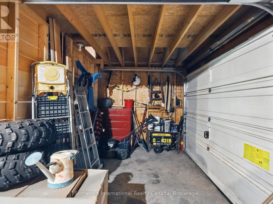 1050 Cobble Rose Lane, Moore Lake