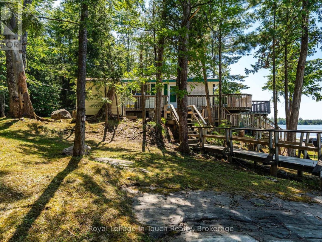 2 IS 270 GEORGIAN BAY ISLAND, 