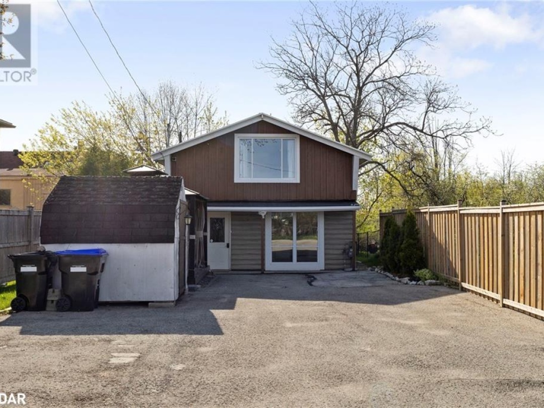 3 Courtland Street, Orillia