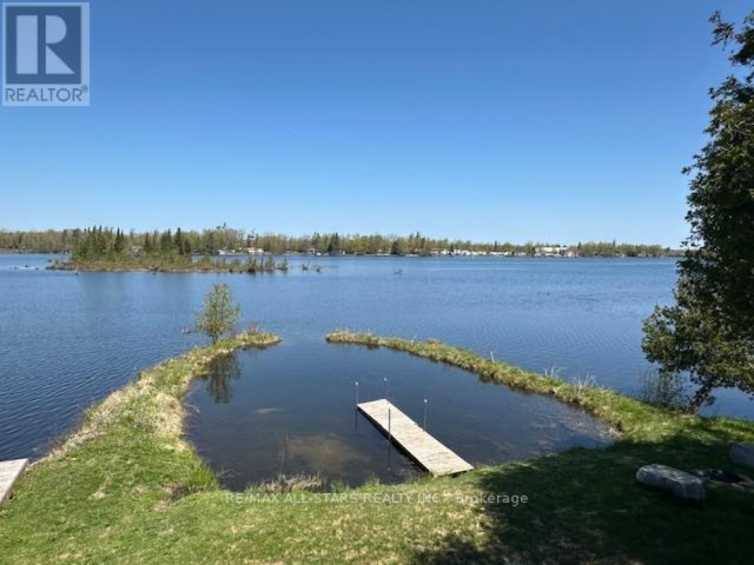 15 Manchester Trail, Sturgeon Lake