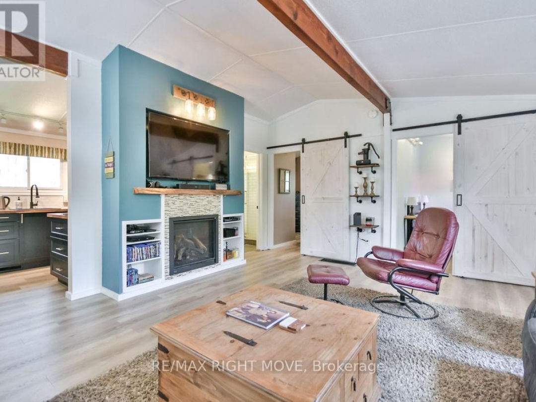 7697 WEST RIVER ROAD, Severn Lake