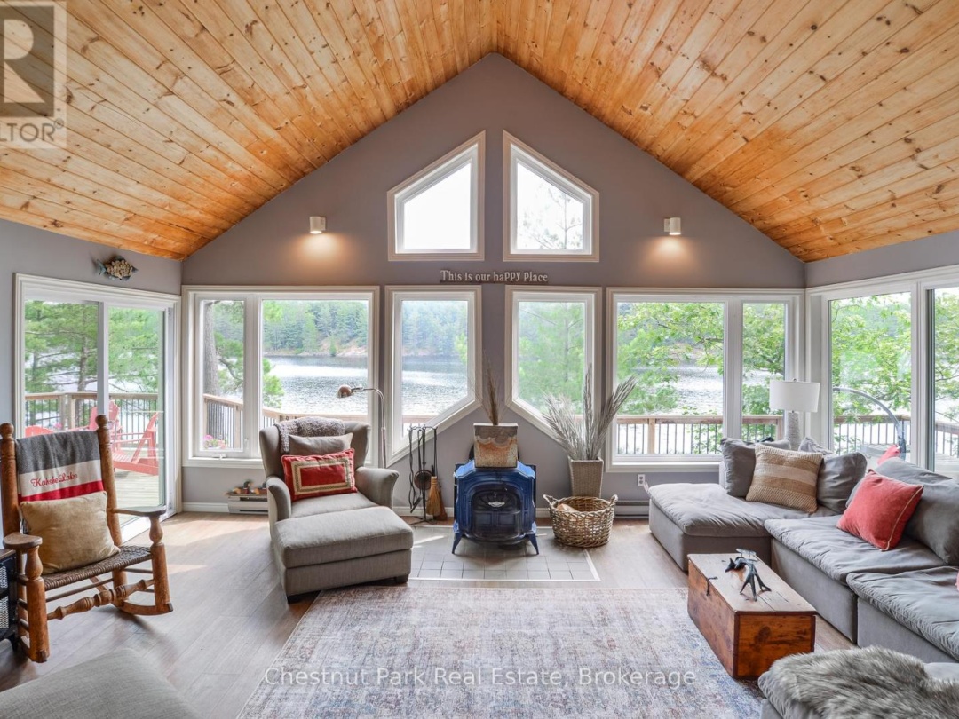1049 Route 11 Road E, Kahshe Lake