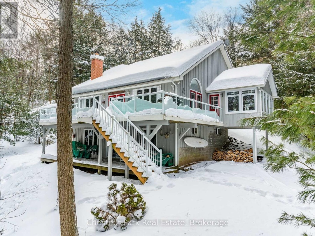 1003 ARNOTT LANE, Redstone Lake