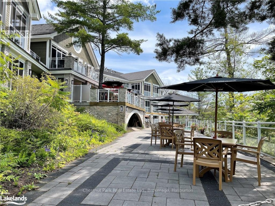 4 - 1869 MUSKOKA DISTRICT ROAD 118 WEST, 