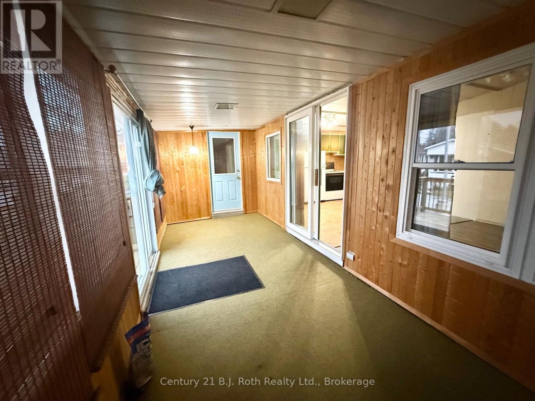 161 - 580 WEST STREET S, 