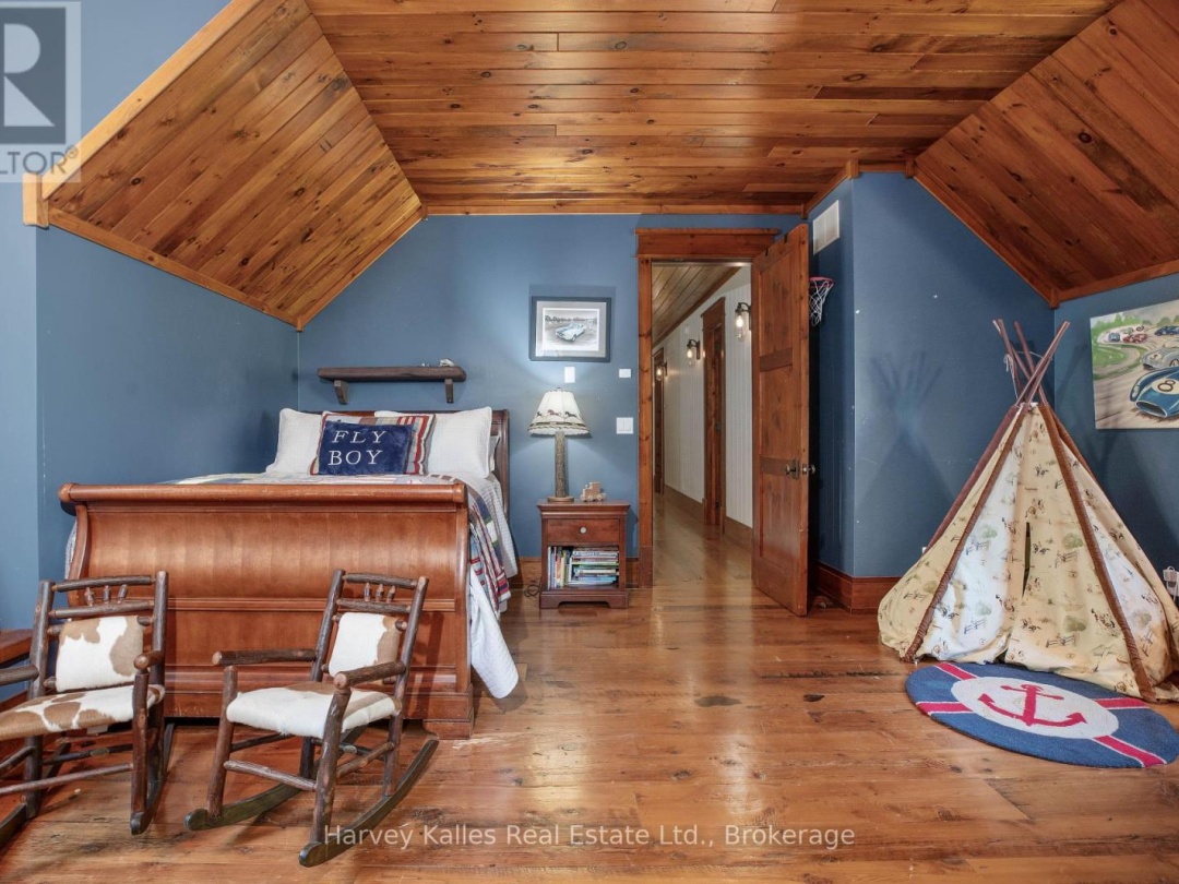 1074 TALLY HO WINTER PARK ROAD, 
