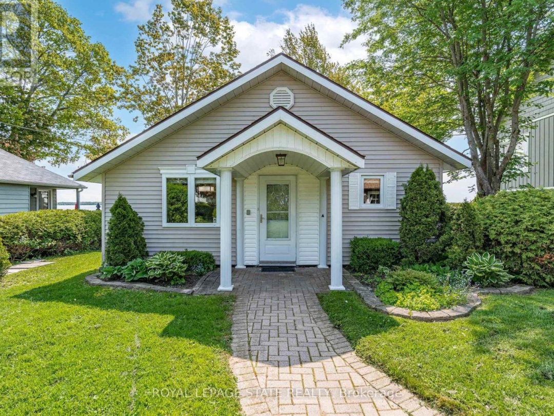2703 LAKESIDE DRIVE, 