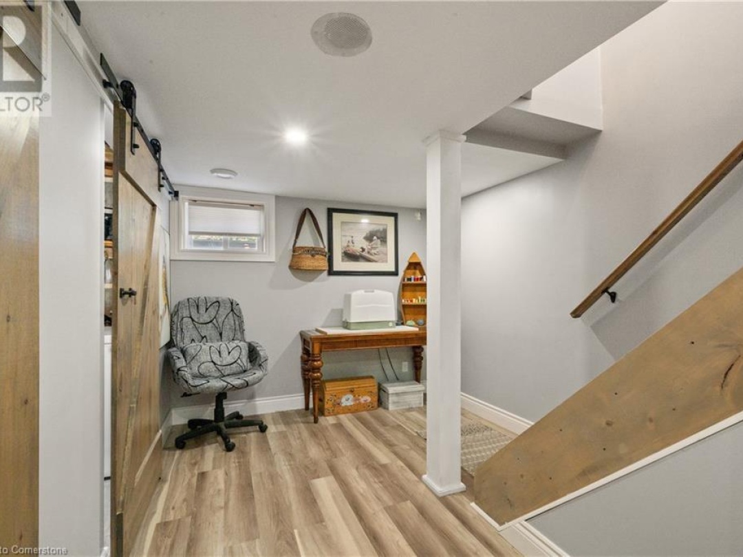 33 GRAHAM Drive, 
