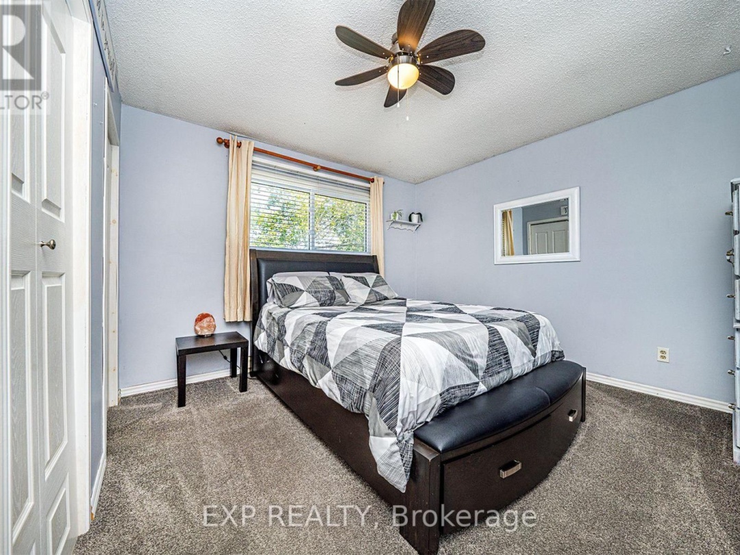 8 PINEWOOD BOULEVARD, 