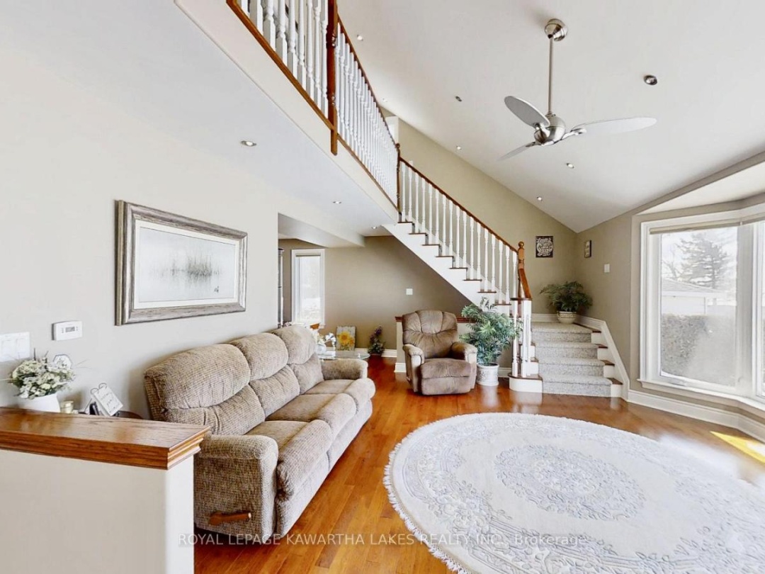 24 MCLENNANS BCH ROAD, Lake Simcoe
