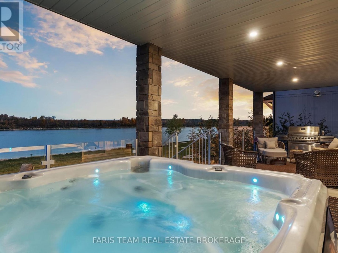 7 DOCK LANE, 